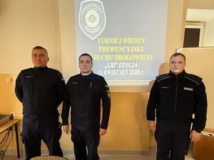 zwycięzcy konkursu, trzech ppolicjantów