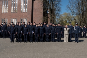 wyróżnieni policjanci za konkursy i honorowe oddawanie krwi