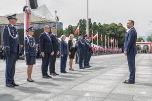 Przed wręczeniem odznaczeń przez prezydenta RP.