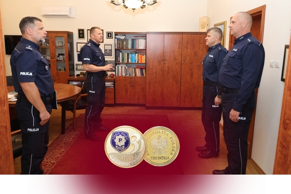 Spotkanie w gabinecie Komendanta Szkoły.