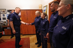 Wręczenie wyróżników Szkoły Policji.