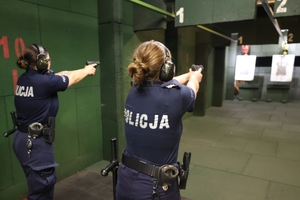 Zajęcia na osi strzeleckiej.