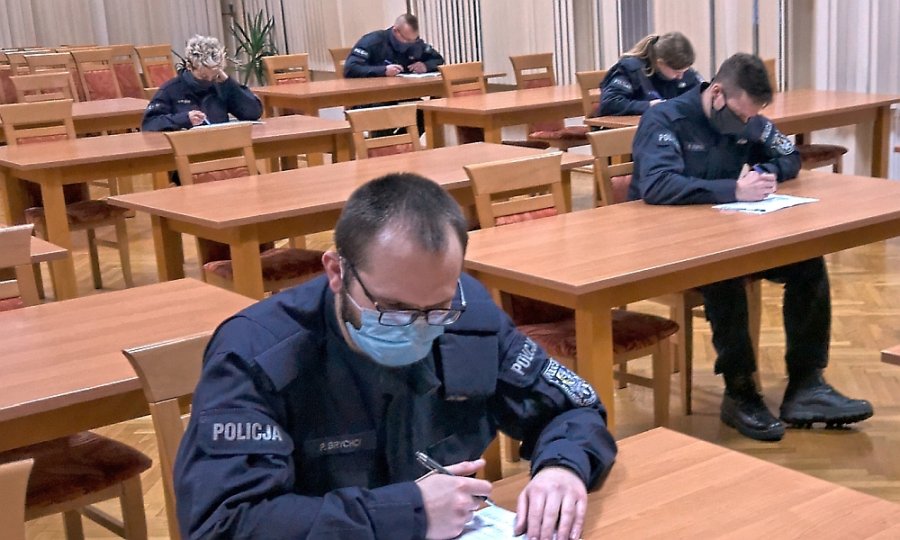Prewencyjny sprawdzian - Aktualności - Szkoła Policji w Słupsku